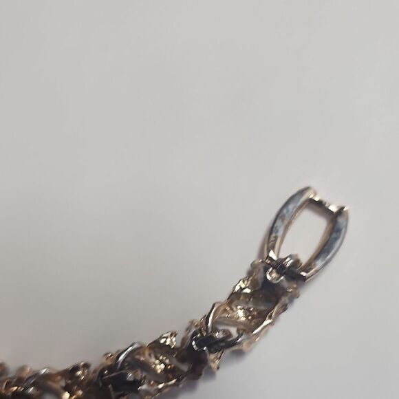 Vintage Soft Gold Tone Bracelet - Picture 8 of 11